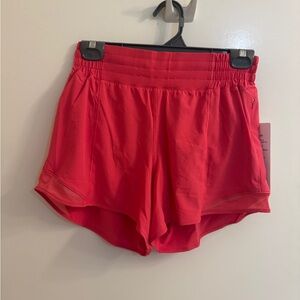 Lululemon Women's Hotty Hot High-rise lined 4” shorts